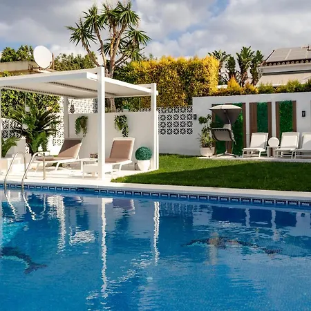 Cara, Costabella Villa Marbella