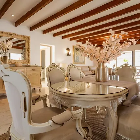 Villa Cara, Costabella *